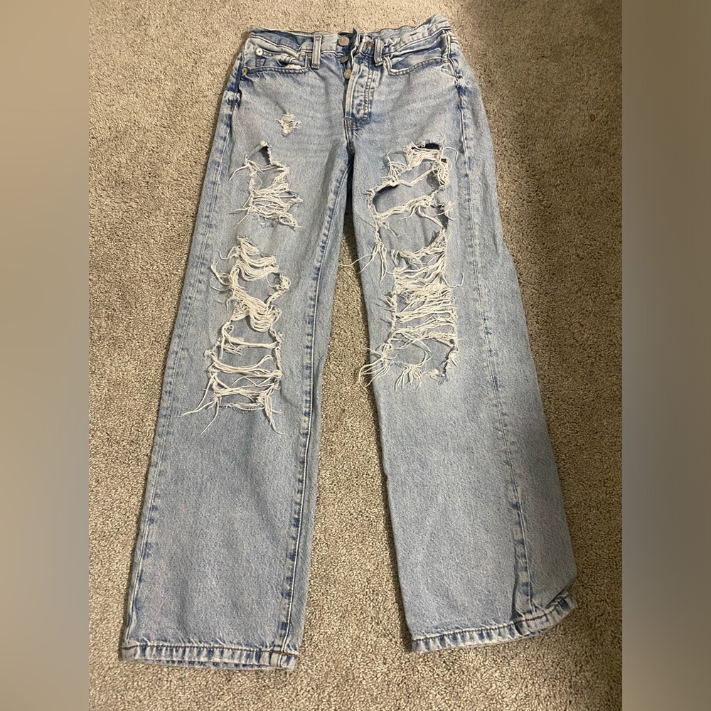 Aeropostale low rise skater ripped jeans (Size: 000 Reg)